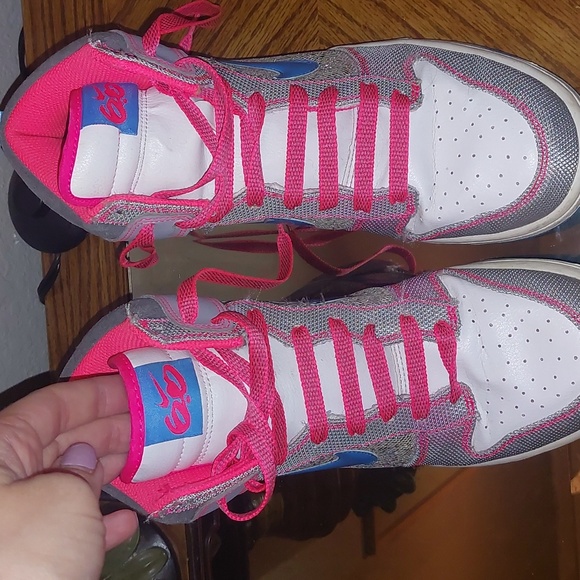 Sparkly Women's Nike Dunk 2011 - Picture 14 of 15